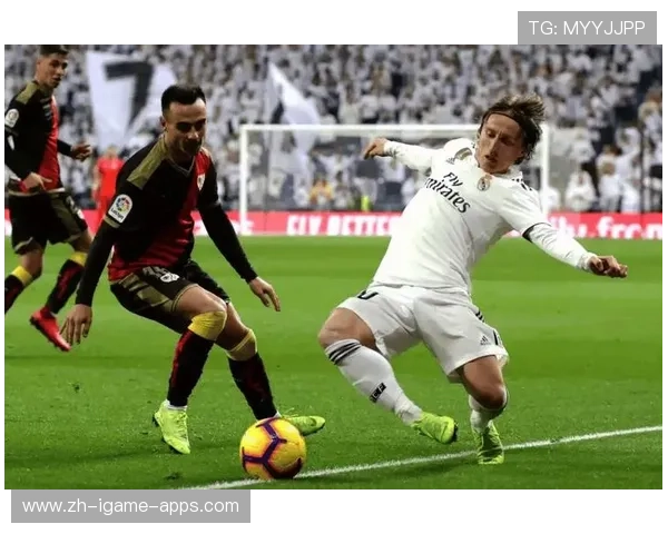 皇家马德里欧战再次遭遇本菲卡,穆里尼奥带队重返伯纳乌